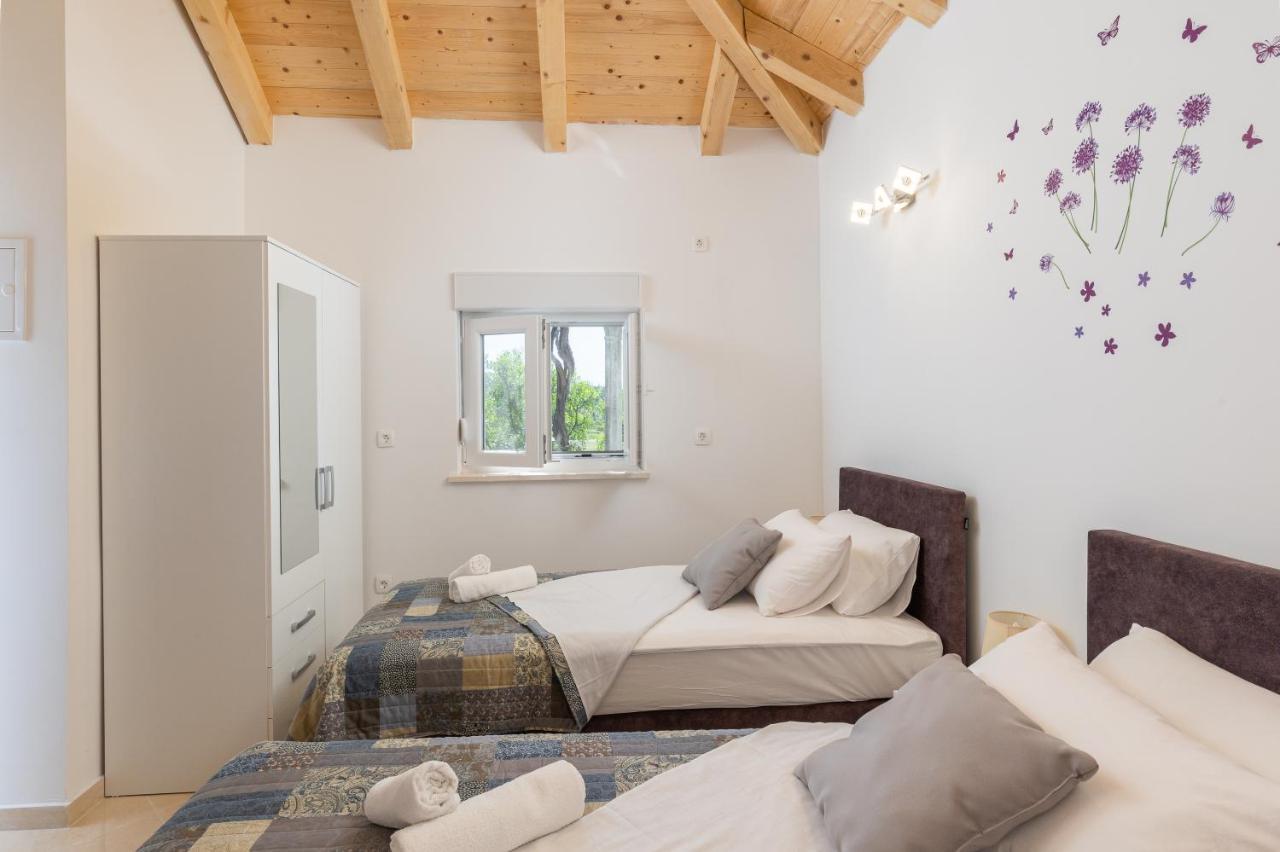 Apartments Roza Mlini Luaran gambar