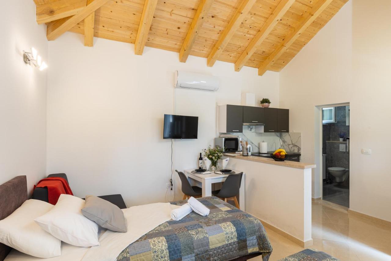Apartments Roza Mlini Luaran gambar