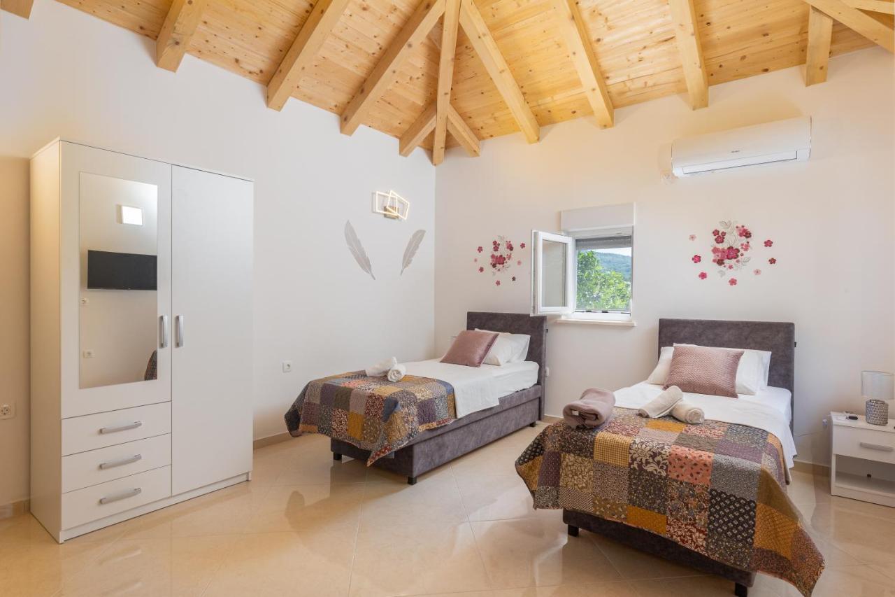 Apartments Roza Mlini Luaran gambar