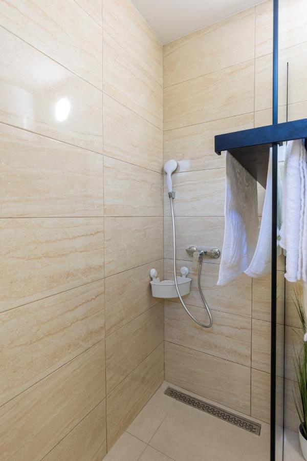 Apartments Roza Mlini Luaran gambar